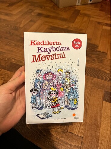 Kedilerin Kaybolma Mevsimi Çocuk Kitabı