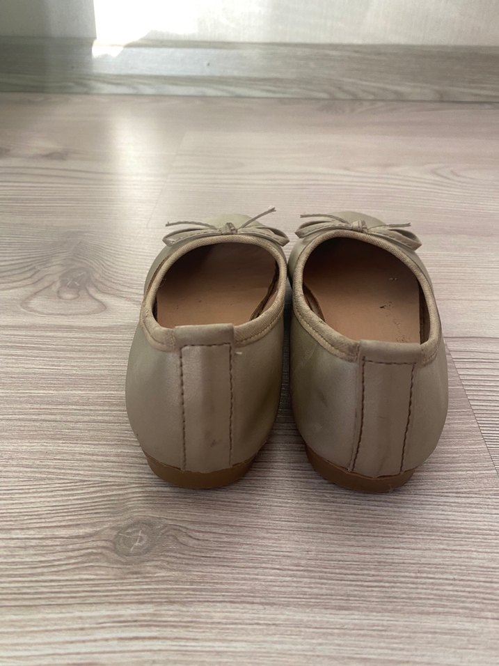 Kız Çocuk Bej Fiyonklu Babet - Görsel 3