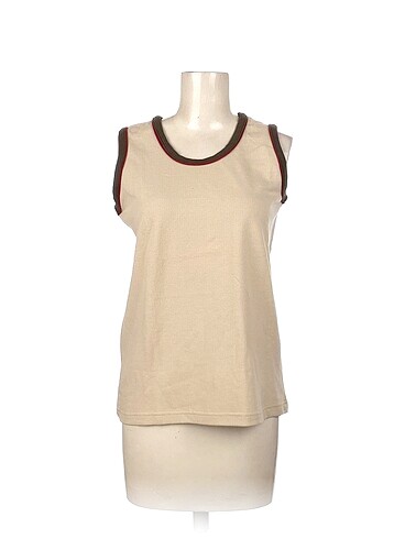Diğer T-shirt %70 İndirimli.