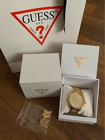 GUESS SAAT