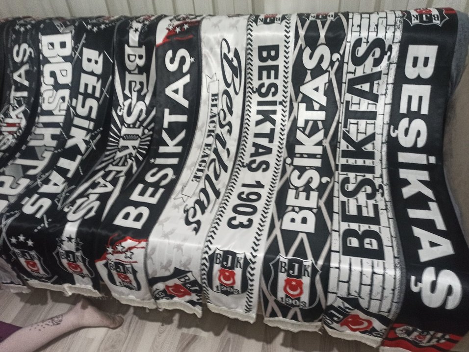 Beşiktaş çift taraflı şal - Görsel 3