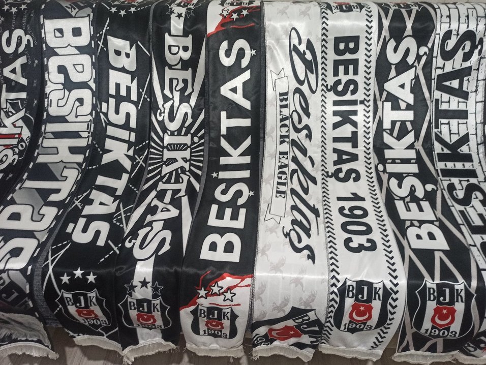 Beşiktaş çift taraflı şal - Görsel 5