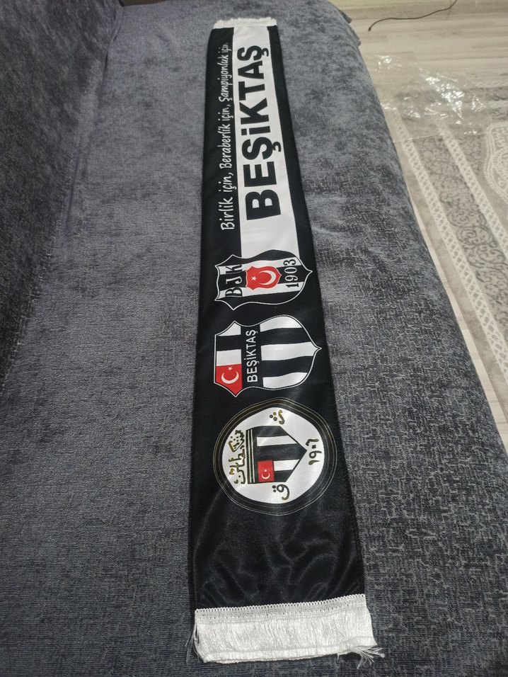 Beşiktaş çift taraflı şal - Görsel 2
