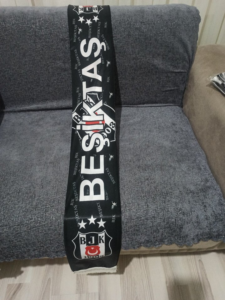 Beşiktaş çift taraflı şal - Görsel 4