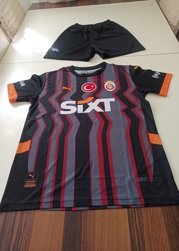 Puma OSİMHEN Galatasaray forması alt üst takım 11_12