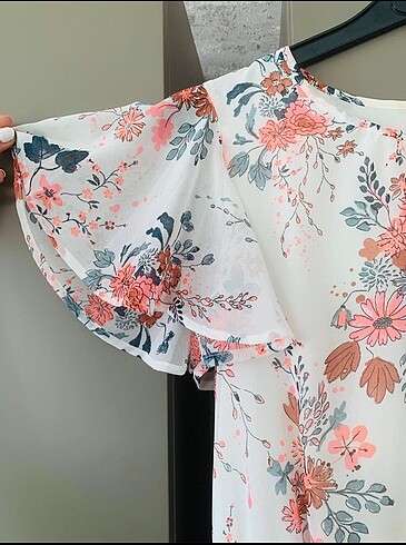 13-14 Yaş Beden çeşitli Renk H&M Çiçekli elbise