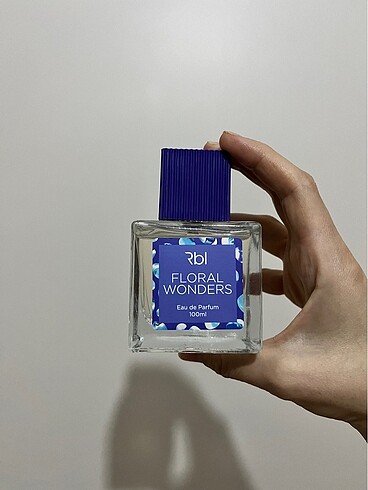 Beden Renk RBL Parfüm Flora Wonders Parfüm 100 ml