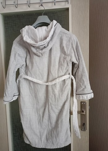 Erkek Çocuk Kapüşonlu Gri Bornoz - Görsel 2