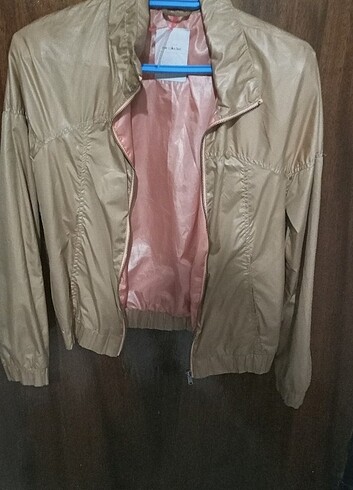 Bershka yagmurluk - Görsel 4