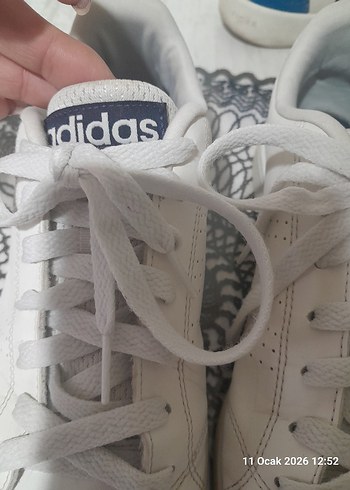 Adidas 40