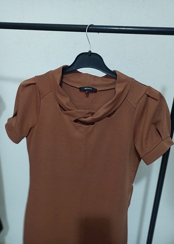 Koton Kahverengi Kemerli Kısa Kollu Midi Elbise