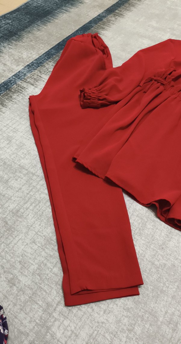 Kırmızı Kadın takım - Görsel 2