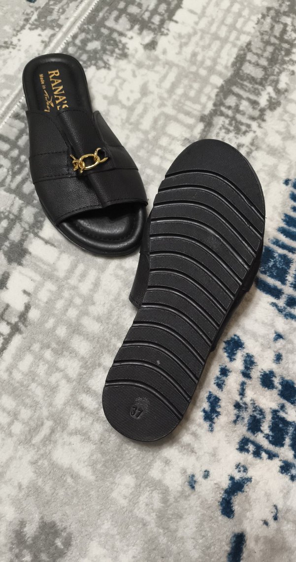 Siyah Kadın Terlik - Görsel 2