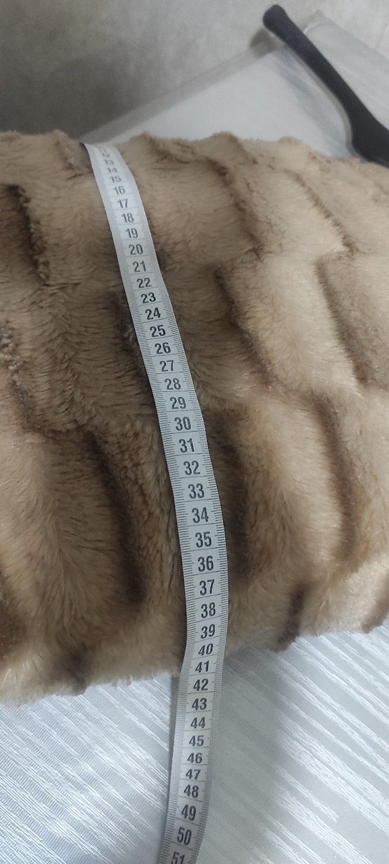 Bej peluş Modern Dekoratif Yastık - Görsel 3