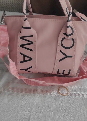Zara Kadın Kanvas Çanta