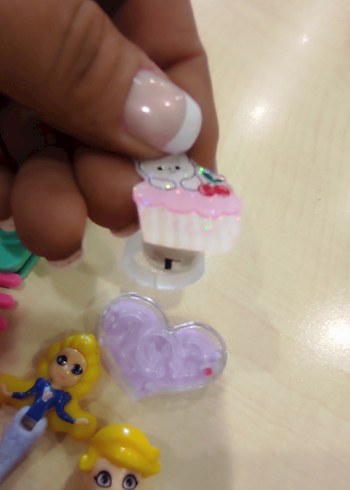 Beden Renkli Barbie lisanslı tarak ve oyuncaklar
