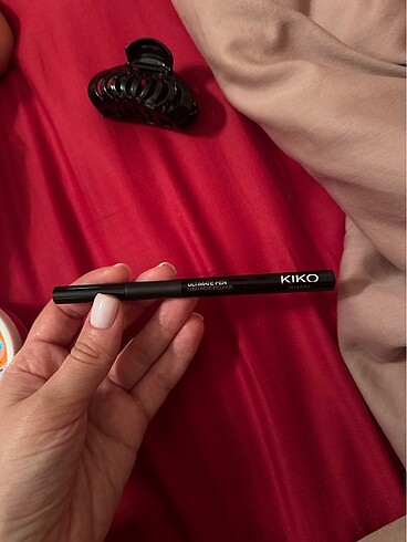 Kiko keçe uçlu eyeliner