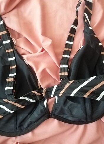 Penti Sıfır bikini üstü penti