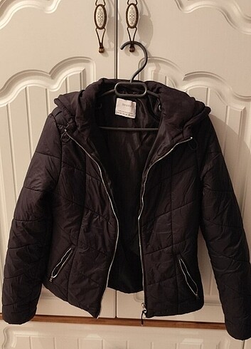 Bershka mont