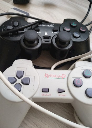 Kontorland Ps 1-2 Kablolu Siyah ve Beyaz Oyun Kolu Seti calisir - Görsel 3