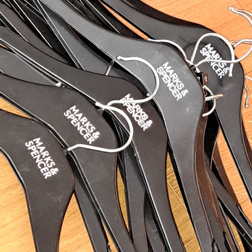 17 adet Marks & Spencer Elbise Askısı - Görsel 2