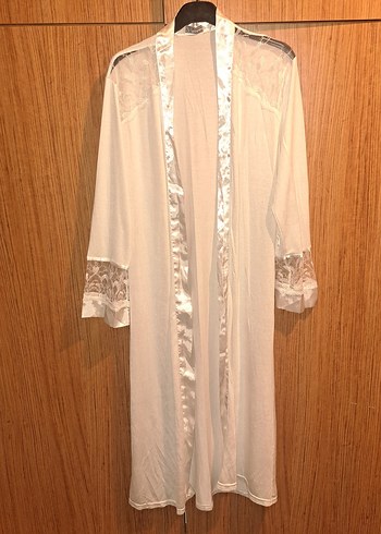 Uzun Beyaz Nakışlı Bohem Kadın Sabahlık - Görsel 5