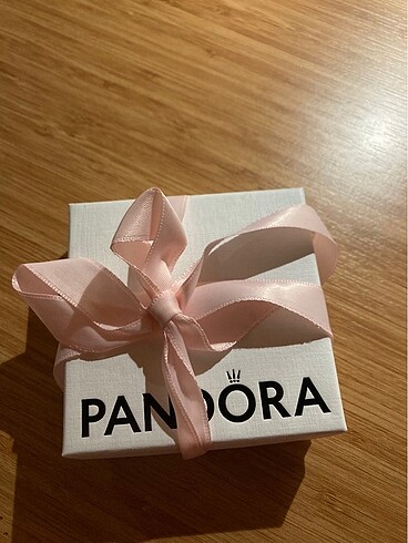 Pandora Pandora