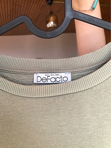 l/xl Beden DEFACTO haki yesili sweat