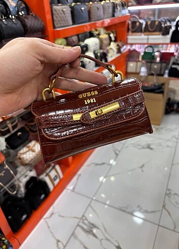 Beden çeşitli Renk Guess