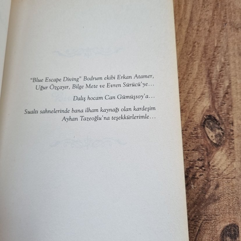 Aşkla Kal - Kahraman Tazeoğlu - Görsel 4