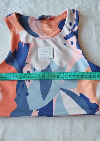 Tyess Desenli Mini Kolsuz Yüksek Yakalı Atlet - Görsel 6