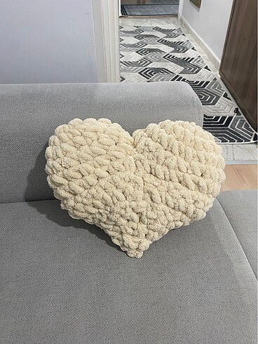 Puffy kalpli yastık