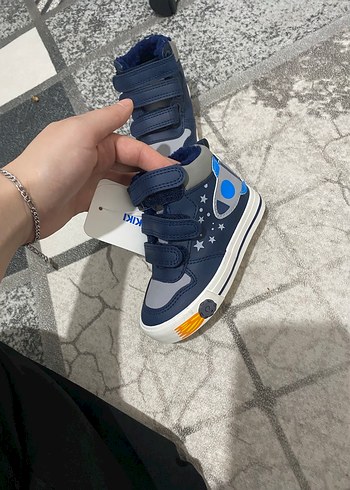 Gri Baskılı Erkek Çocuk Spor Ayakkabı - Görsel 2