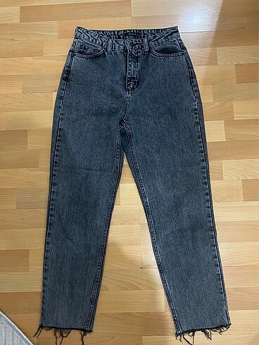 Mom jean