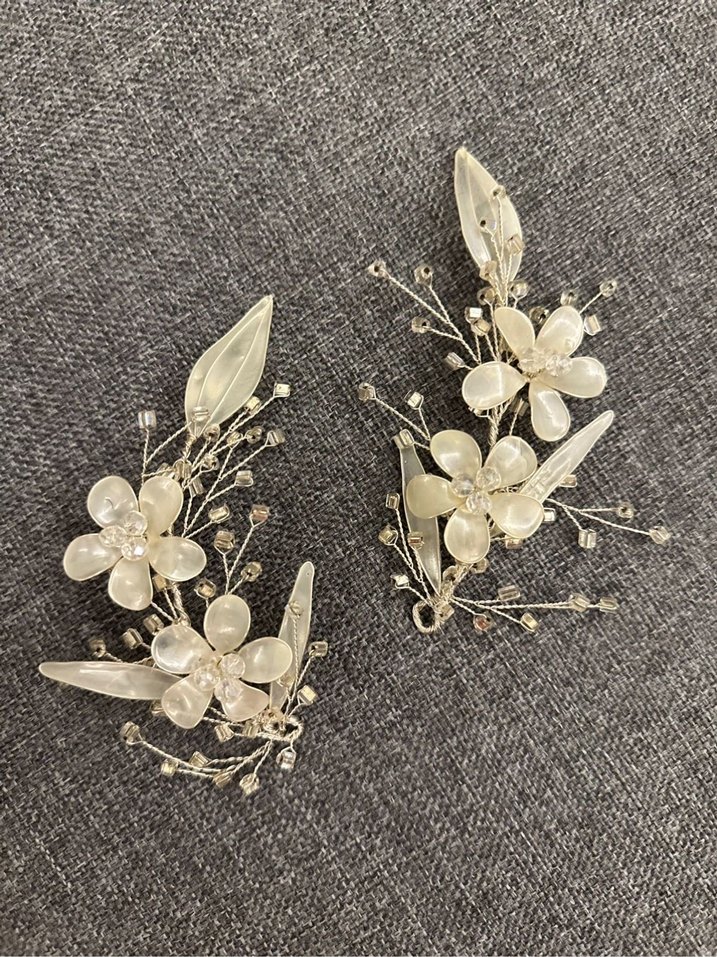 Vintage Boncuklu Beyaz Çiçekli Saç Aksesuarı - Görsel 2