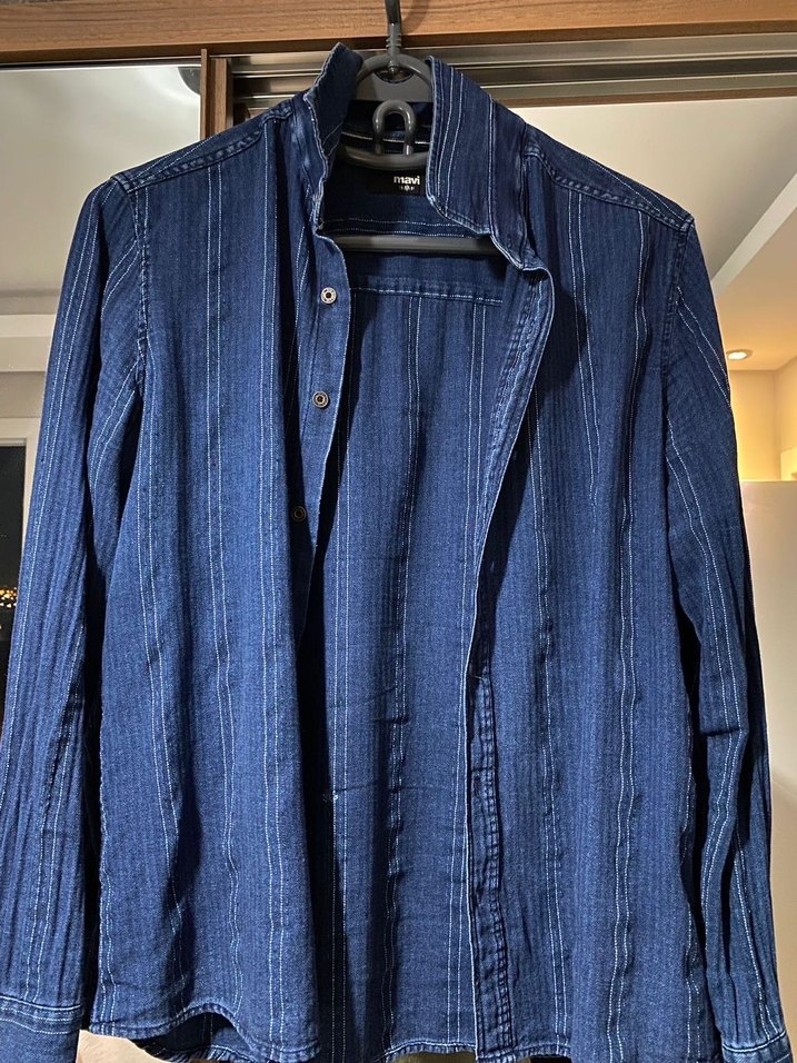 Düğmeli Mavi Denim Erkek Gömlek - Görsel 2