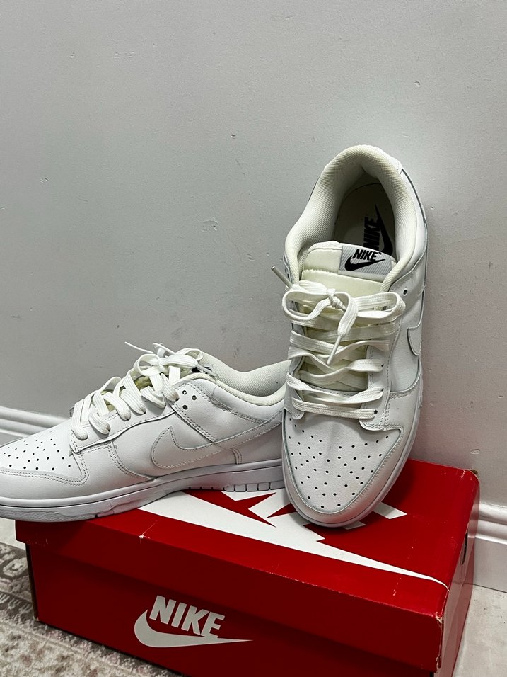 HİÇ GİYİLMEDİ Beyaz Nike Kadın Sneakers Blok Topuklu - Görsel 2