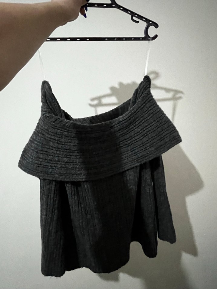 Gri Kadın Triko Tekne Yaka Kazak - Görsel 2