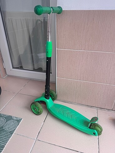  Beden Scooter