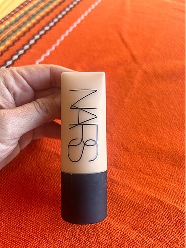 Nars fondoten soft matte complete