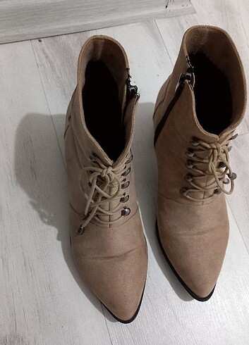 40 Beden camel Renk Krem bot