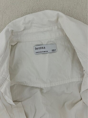 xs Beden Bershka Gömlek