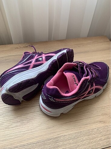 34 Beden pembe Renk Asics çocuk spor ayakkabısı