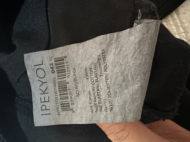42 Beden siyah Renk Pantolon