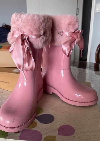 27 Beden pembe Renk Kız Çocuk Pembe Kürklü Lastik Bot