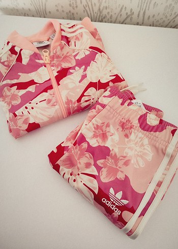 Orjinal Adidas Kız Çocuk Pembe Desenli Fermuarlı Eşofman Takımı