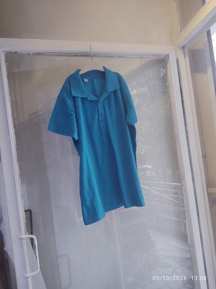 Canlı Turkuaz Polo Tişört — görsel 2/3