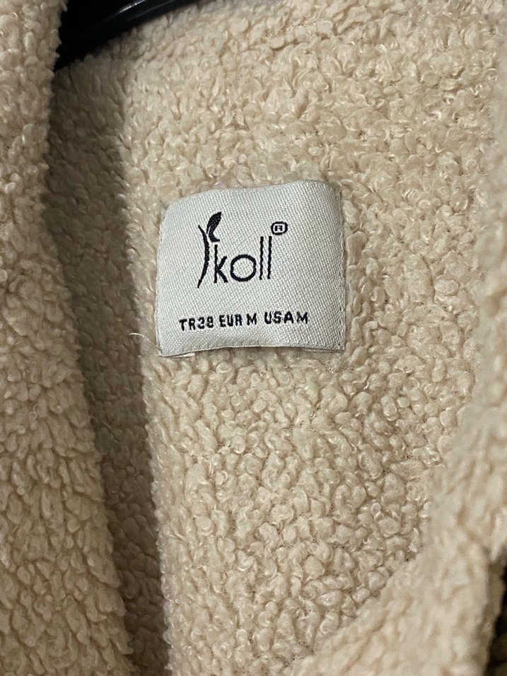 Düğmeli Bej Süet Midi Ceket - Görsel 3