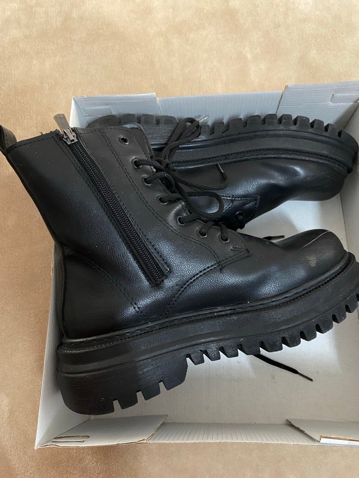 Düz Siyah Deri Platform Bot - Görsel 3