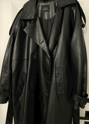 Siyah Deri Kadın Trençkot, Kuşaklı, Uzun - Görsel 2